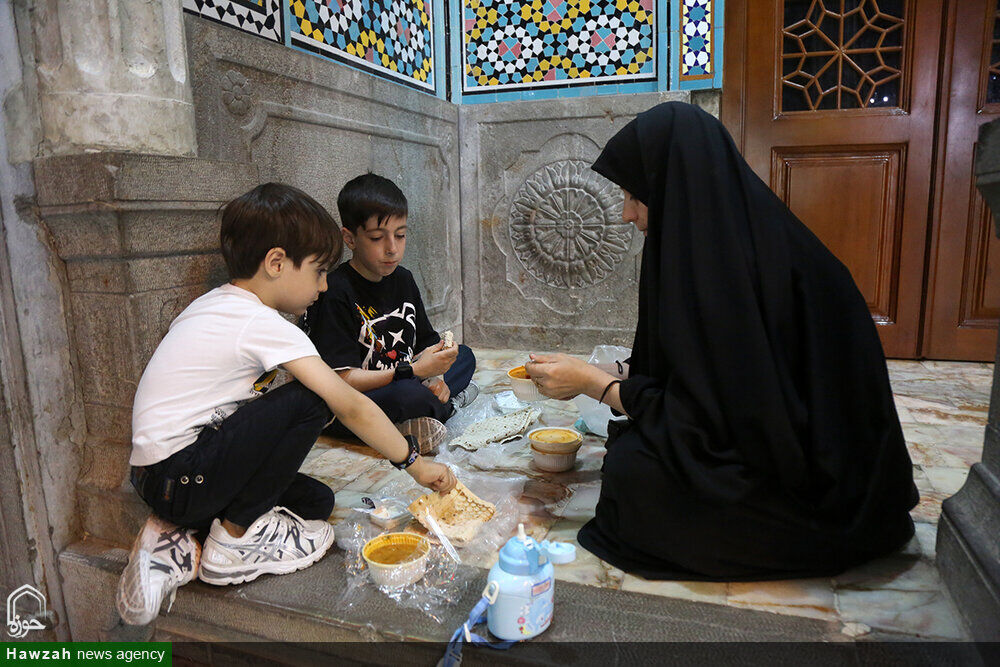 مادران نخستین الگوی فرزندان در عبادت هستند / نقش کلیدی زنان در بهره‌مندی حداکثری از رمضان