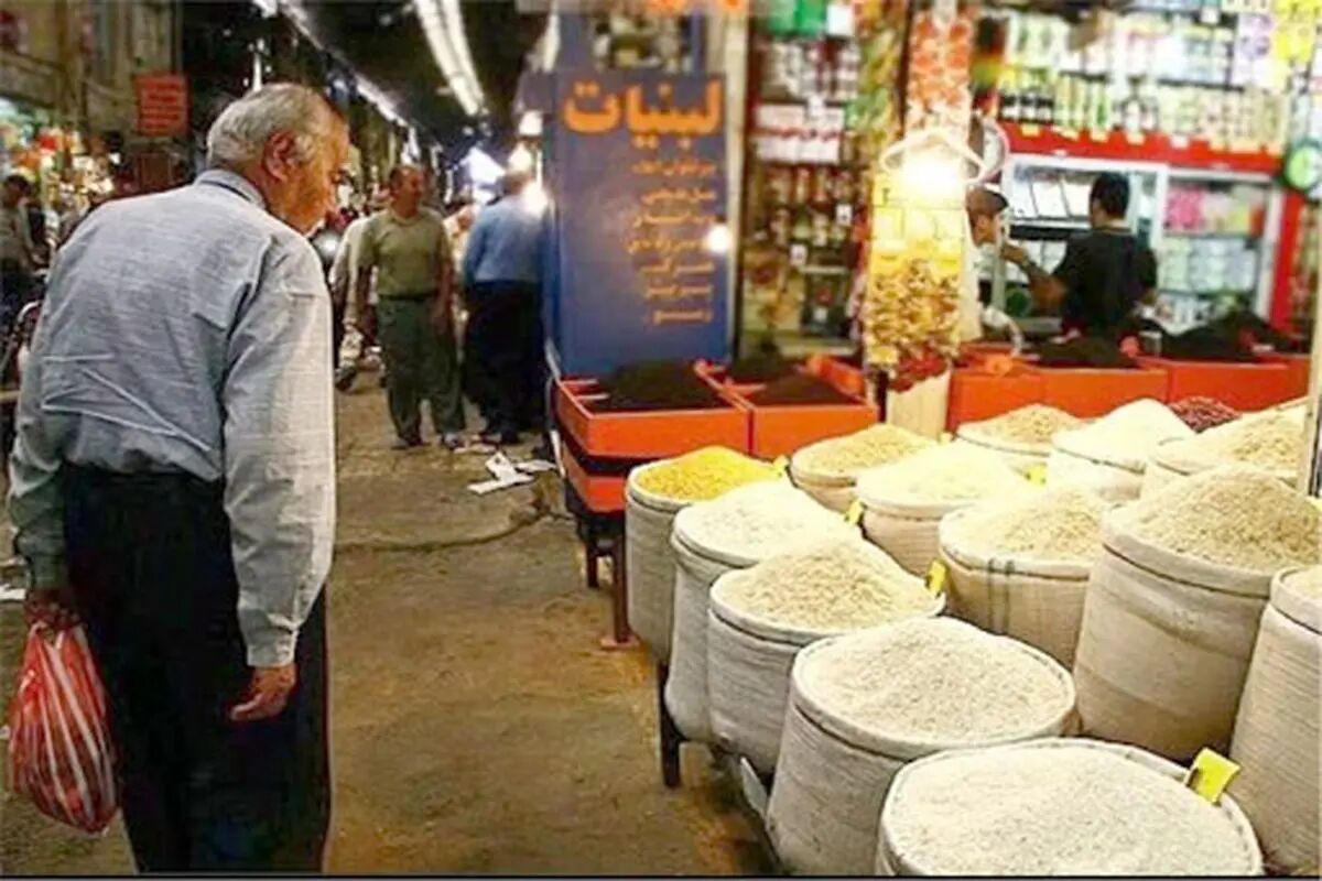 انتقاد یک روزنامه از وضعیت اقتصادی و معیشتی عیدانه/ اقتصاد که ویران شود، نظم و امنیت هم فرو می‌ریزد
