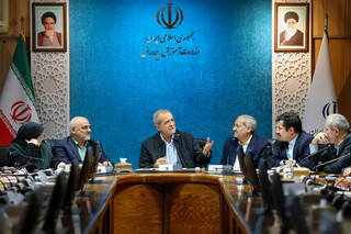 پزشکیان در جلسه شورای معاونین و مدیران ارشد وزارت آموزش و پرورش: نمی‌توان با زور و رفتارهای سلبی در جامعه تغییر ایجاد کرد