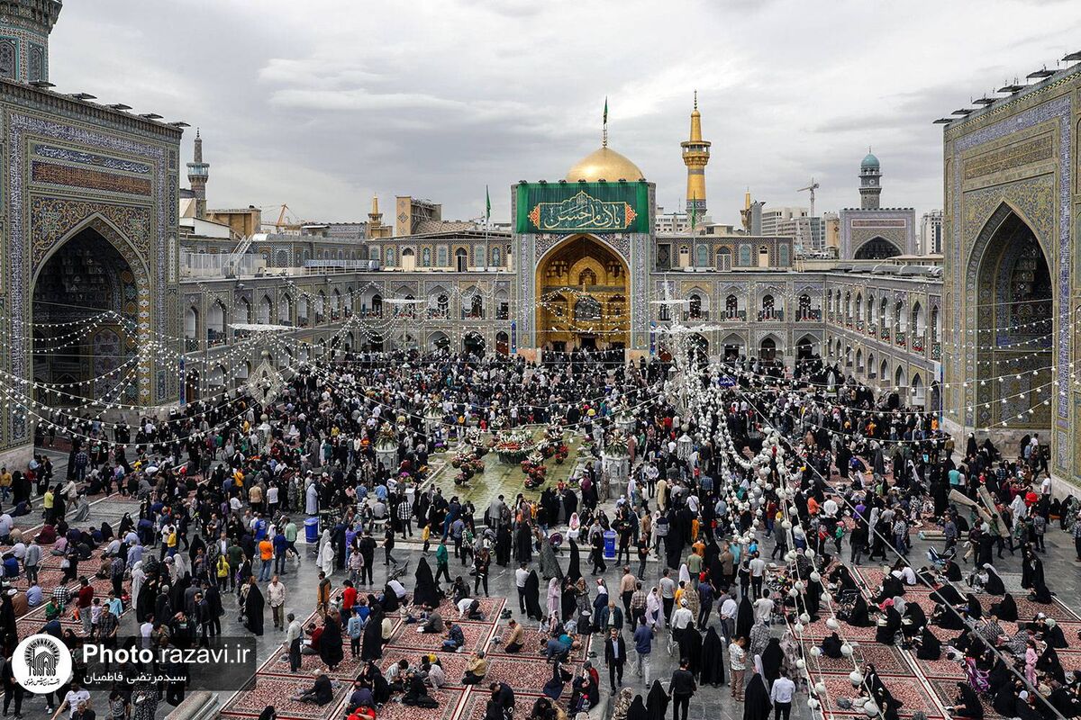 جشن شام میلاد امام حسن مجتبی(ع) در حرم مطهر رضوی برگزار شد