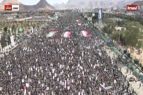 یمنی‌ها در حمایت از غزه و علیه آمریکا به خیابان‌ آمدند