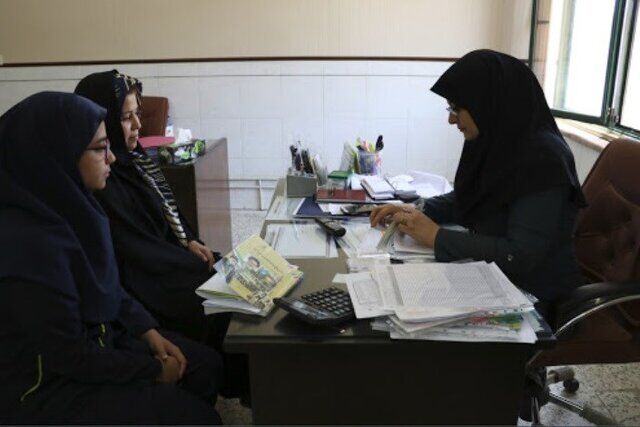 معاون پرورشی و فرهنگی آموزش و پرورش استان مطرح کرد: کمبود ۴۰۰۰ مشاور در مدارس خراسان رضوی
