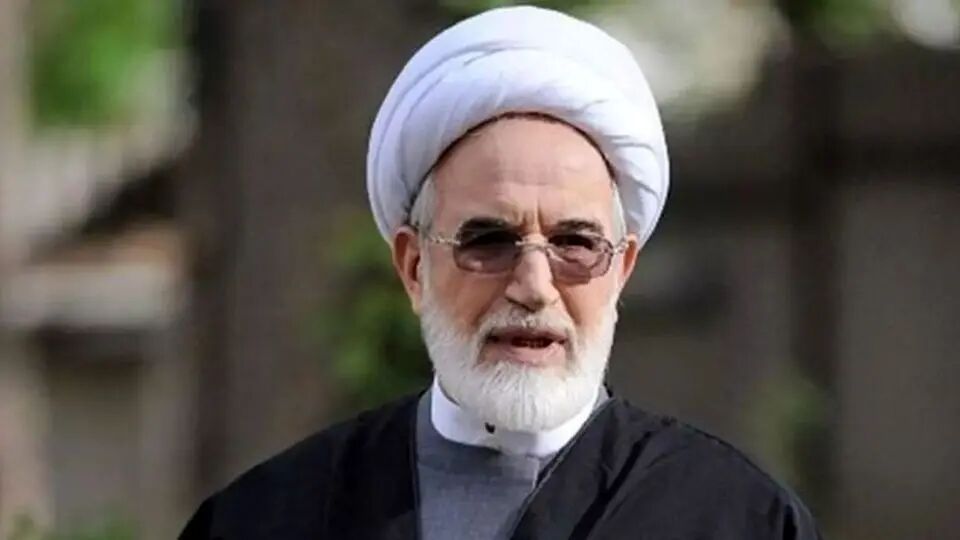 کنایه یک روزنامه به کروبی/ جواب لطف نظام را با ایجاد بحران جدید دادید