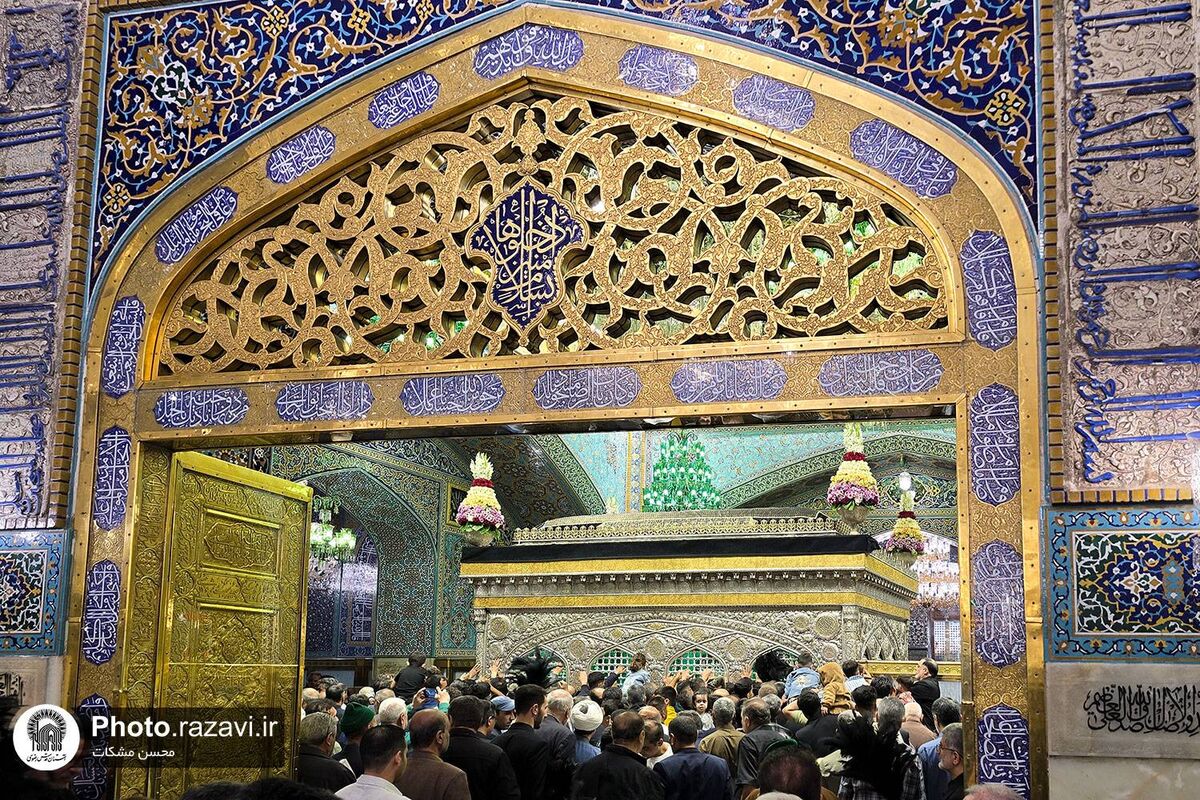 طنین «یا مقلب القوب» دلسپردگان در پیشگاه عصمت هشتم / بزرگترین اجتماع نوروزی ایرانیان در حرم مطهر رضوی