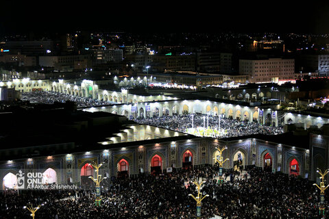 لیالی قدر؛ شب بیست و یکم ماه مبارک رمضان - حرم مطهر رضوی