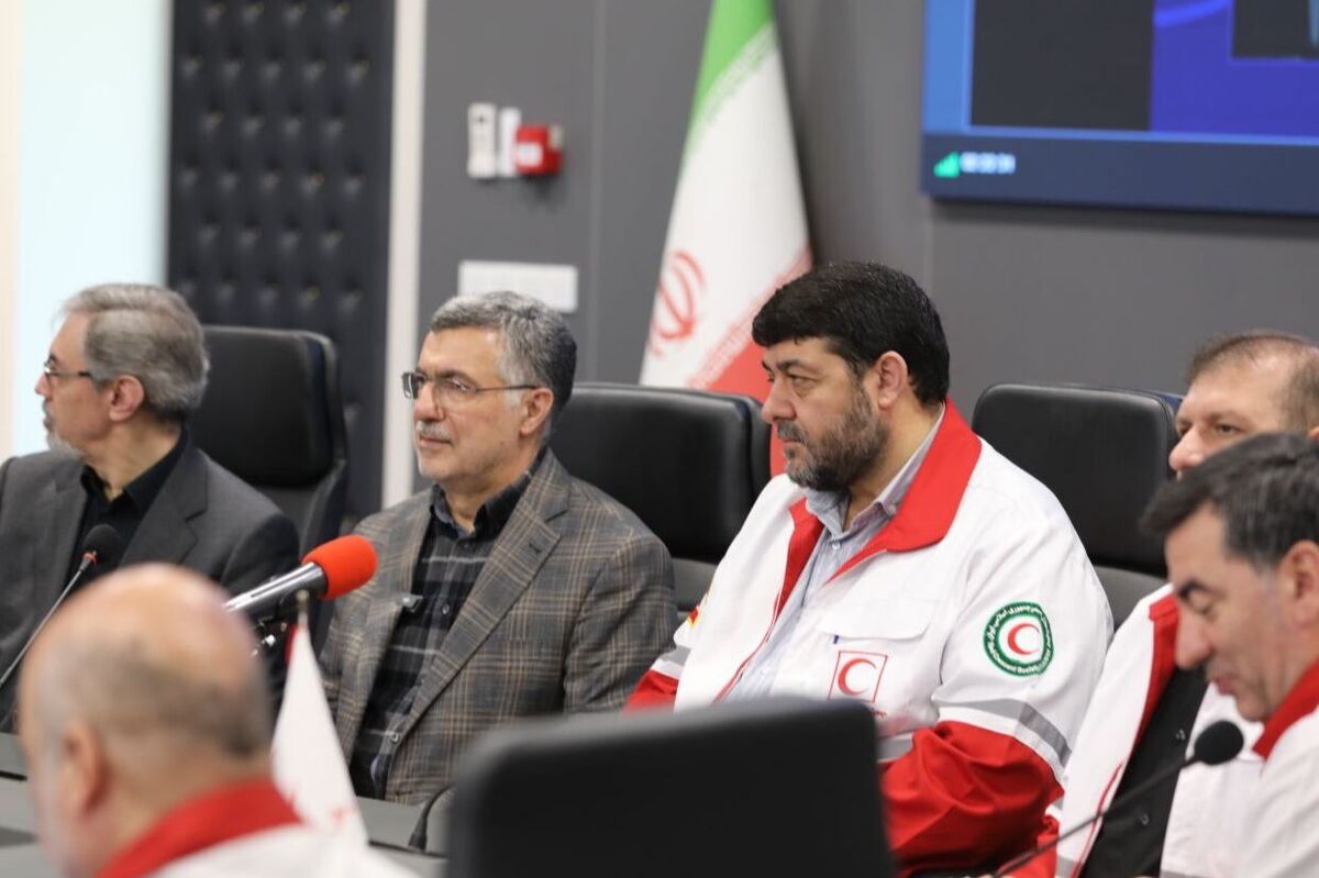 وزیر بهداشت تاکید کرد: لزوم هم‌افزایی بین اعضای تیم ملی سلامت کشور/ احیای ۵۰۰ زندگی 