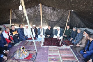 استاندار خراسان جنوبی در سیاه‌چادر عشایری؛ نظارت مستقیم بر خدمات نوروزی