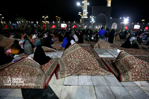 لیالی قدر؛ شب بیست و سوم ماه مبارک رمضان - حرم مطهر رضوی