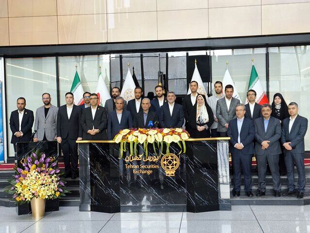 زنگ آغاز معاملات بورس در سال جدید نواخته شد