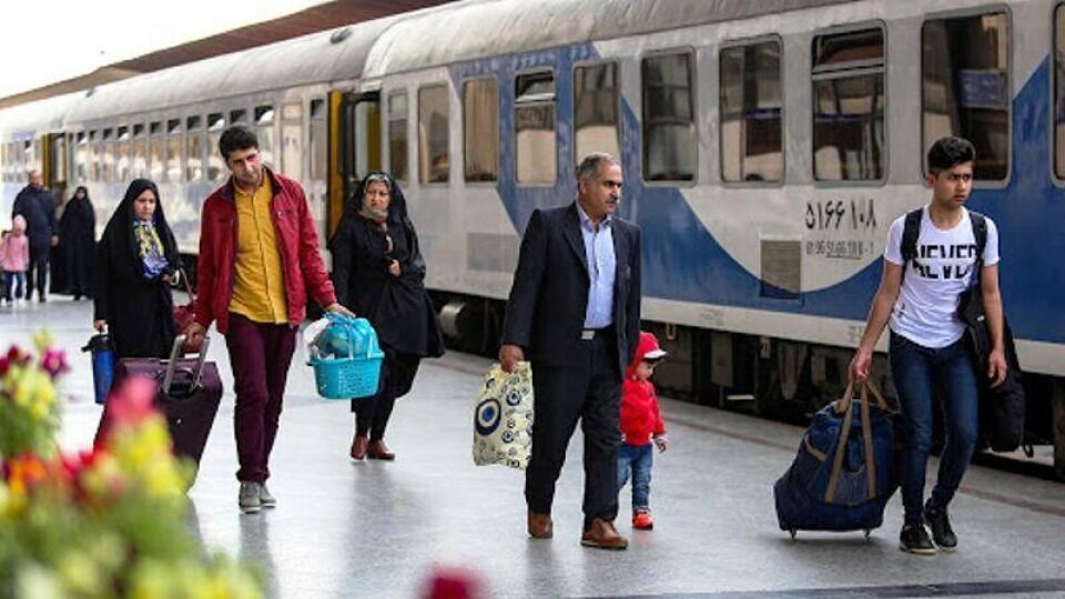 عبور ماهانه ۳ قطار اروپا به افغانستان از ایران/ امسال قطار تهران- مشهد ۷ ساعته می‌شود