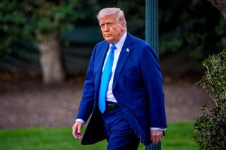 کنایه روزنامه همشهری به ترامپ / با سیاست‌های بی‌قاعده آمریکا را مافیایی کردی