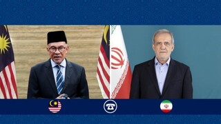 رئیس جمهور در گفت‌وگوی تلفنی با نخست وزیر مالزی تاکید کرد: ضرورت موضع مؤثرتر کشورهای اسلامی در برابر جنایات رژیم صهیونیستی
