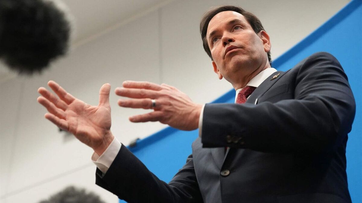 وزیر خارجه آمریکا: ترامپ در دام مذاکرات بی‌فرجام با روسیه نمی‌افتد