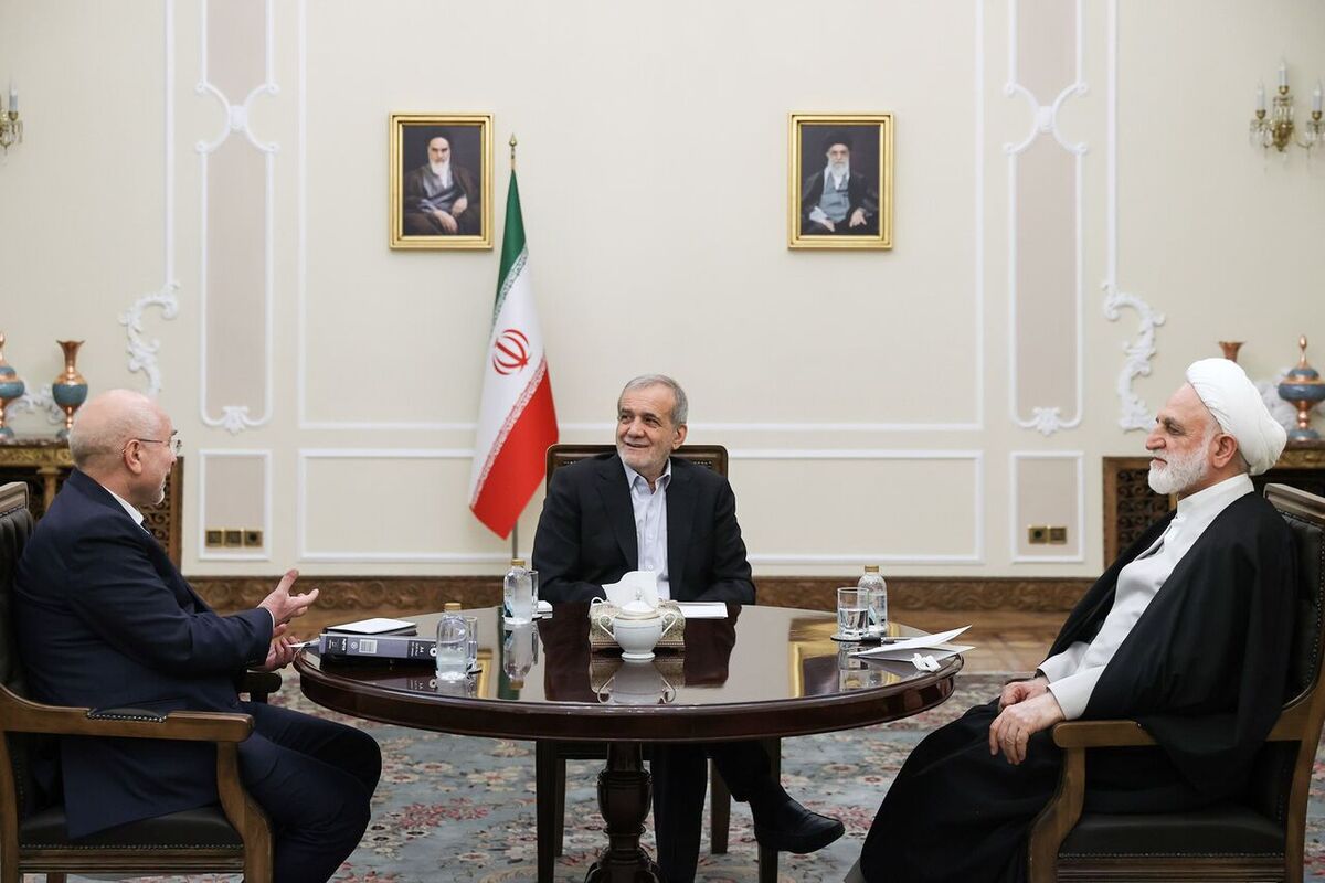 همدلی و عزم قوای سه‌گانه در راستای تحقق شعار سال