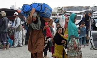 مشاور وزیر کشور: ۵۰۰ هزار تبعه غیرمجاز افغانستانی به کشورشان بازگشتند