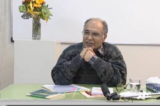 اکران آنلاین پرتره هوشنگ مرادی کرمانی در مستند «قصه ها»