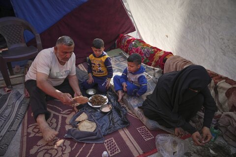 تبدیل دانشگاه بمباران شده غزه به پناهگاهی برای آوارگان فلسطینی