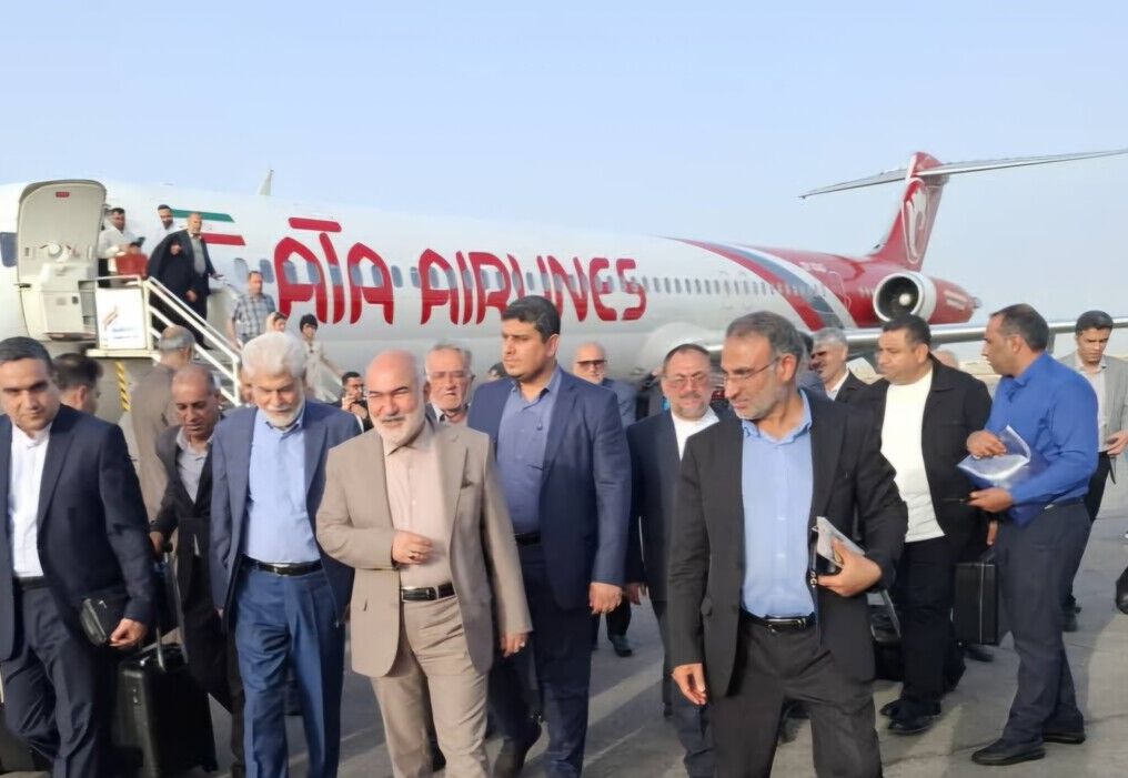 بررسی مشکلات بهداشت و درمان خوزستان با حضور اعضای کمیسیون مجلس