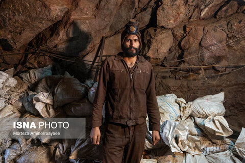 عکس منتخب هفته | از سفر عارف به مشهد تا تجمع علیه جنایات رژیم صهیونیستی در تهران