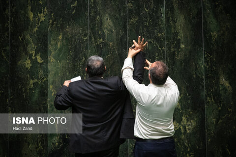 عکس منتخب هفته | از سفر عارف به مشهد تا تجمع علیه جنایات رژیم صهیونیستی در تهران