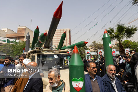 عکس منتخب هفته | از سفر عارف به مشهد تا تجمع علیه جنایات رژیم صهیونیستی در تهران