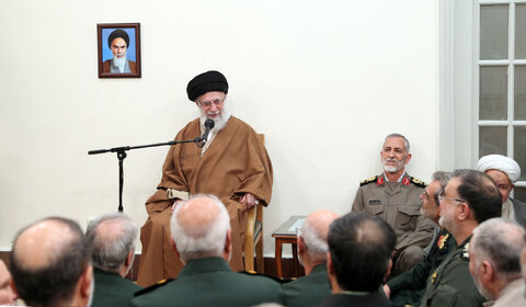 دیدار جمعی از فرماندهان نیروهای مسلح با رهبر معظم انقلاب