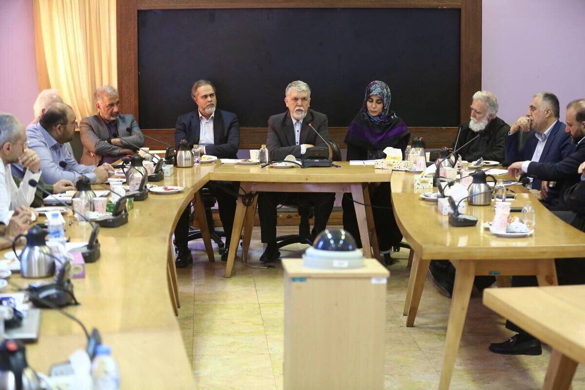 وزیر فرهنگ و ارشاد اسلامی: اعتلای فرهنگ و هنر به اقتدار صنوف وابسته است