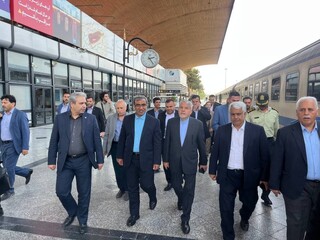 وزیر میراث فرهنگی با قطار گردشگری عازم شهر تاریخی نیشابور شد