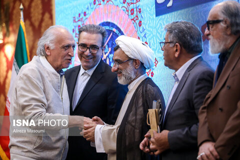 مراسم تجلیل از هنرمندان پیشکسوت متولد فروردین