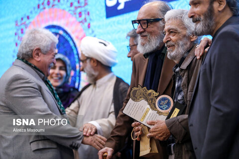 مراسم تجلیل از هنرمندان پیشکسوت متولد فروردین