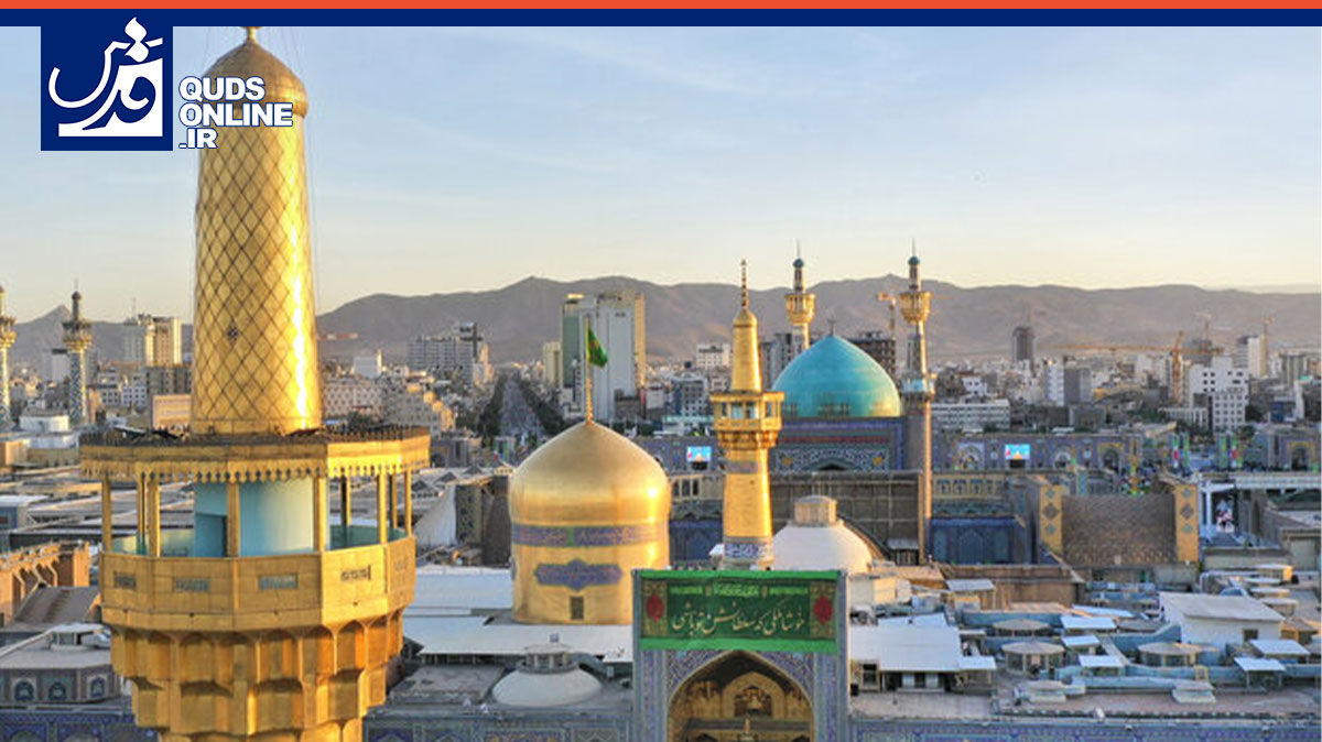 فیلم | شعرخوانی علی گردویی؛ در پیرهنم بوی حرم جا مانده است