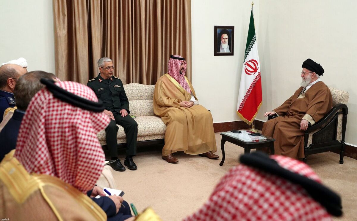 علت سفر وزیر دفاع عربستان به ایران چه بود؟