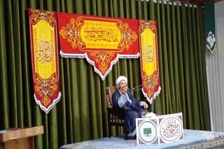 مدرس حوزه و دانشگاه: ثبات قدم در مسیر حق باعث سعادت در عصر غیبت می‌شود