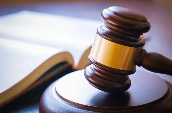 انفصال موقت ۲۰۴ سردفتر متخلف / ۱۶ سردفتر سلب صلاحیت شدند