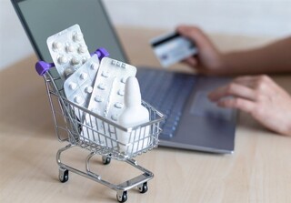 هشدار رئیس انجمن داروسازان درمورد فروش دارو اینترنتی / دسترسی به اطلاعات بیمار موجب ضعف اجتماعی می‌شود