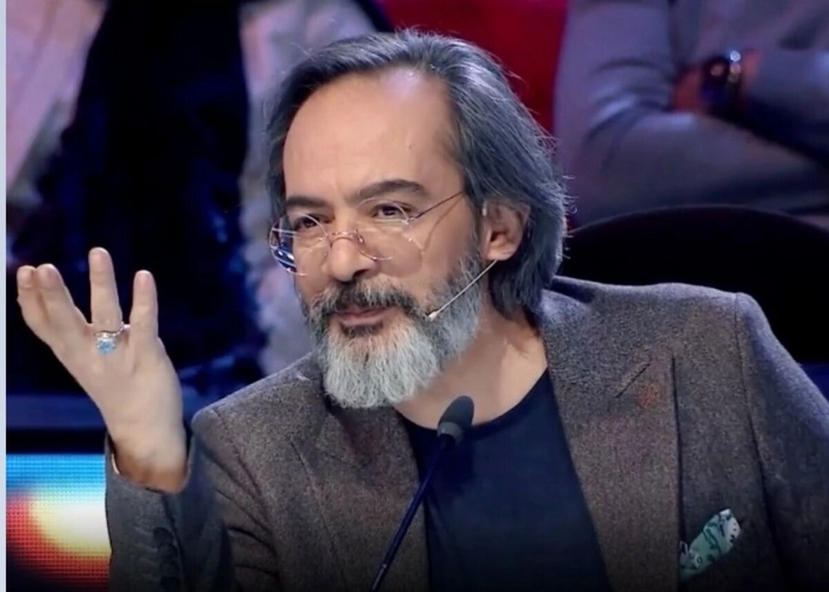 جایزه چهره سال هنر انقلاب به «کارن همایونفر» رسید