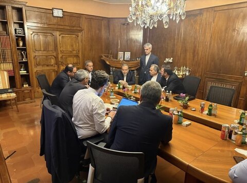 عکس روز | تصاویر تیم ایرانی در دومین دور مذاکرات - رم