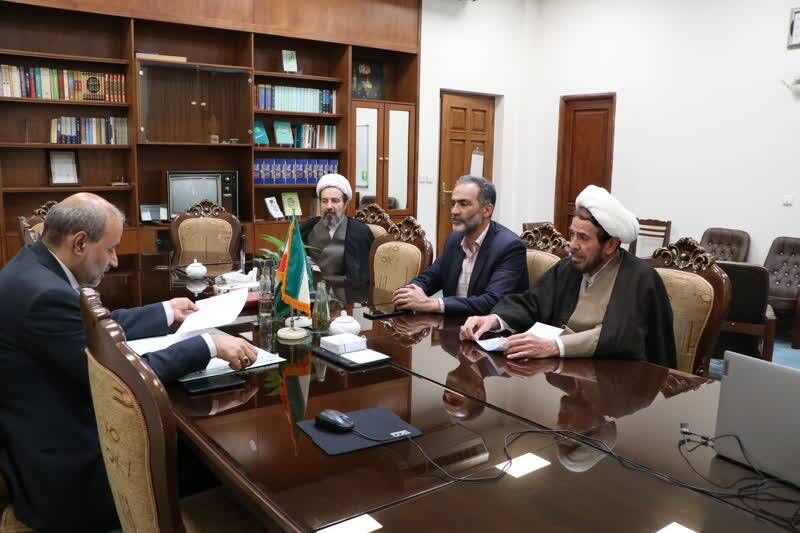 نخستین نشست کمیته علمی  «طرح قرآن و علم در دانشگاه‌ها»