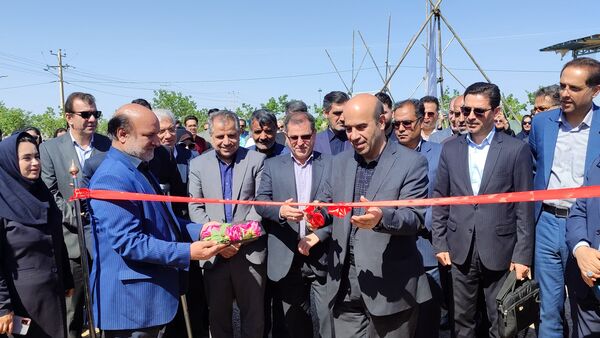 افتتاح و آغاز عملیات اجرایی ۱۰۳ مگاوات نیروگاه خورشیدی در کاشمر