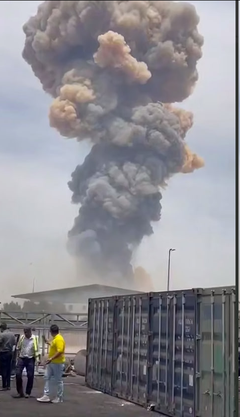 انفجار بسیار شدید در بندر شهید رجایی هرمزگان+تصاویر