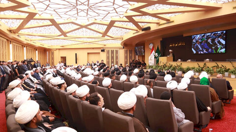 تجلیل عتبه عباسیه از علامه سید احمد اشکوری و رونمایی از موسوعه مؤلفات الإمامیة