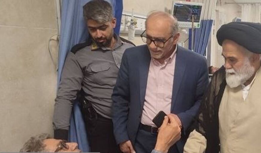 رئیس اورژانس کشور بر ضرورت استمرار ارتباط مستقیم میان تیم‌های درمانی تأکید کرد