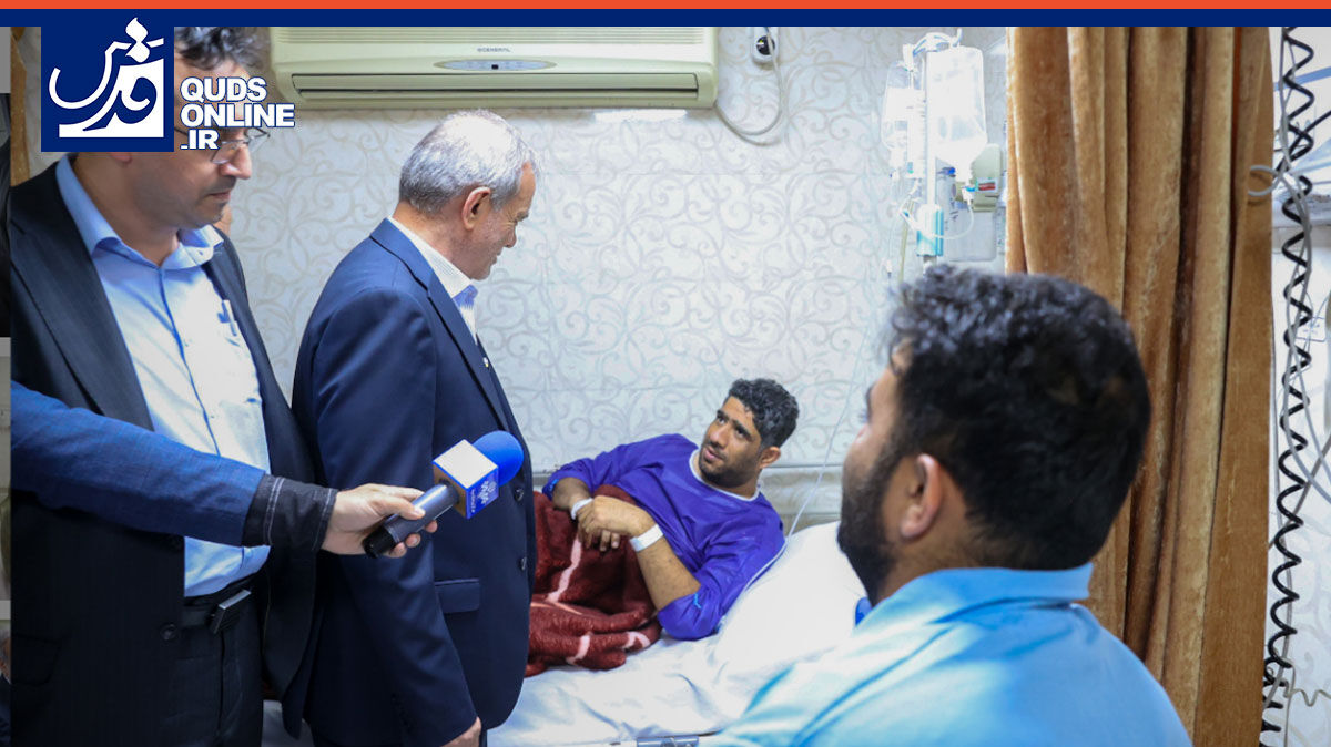 فیلم | عیادت رئیس جمهور از مصدومان حادثه بندر شهید رجایی