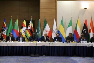 ایران هراسی و آفریقا گریزی دو چالش مهمی است که غرب به آن دامن زده است