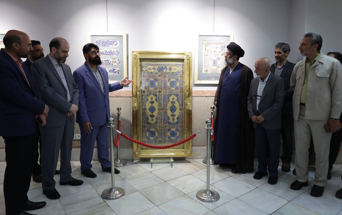 نمایشگاه «درِ جواهرنشان ضریح فولادی» در نگارخانه موزه رضوی