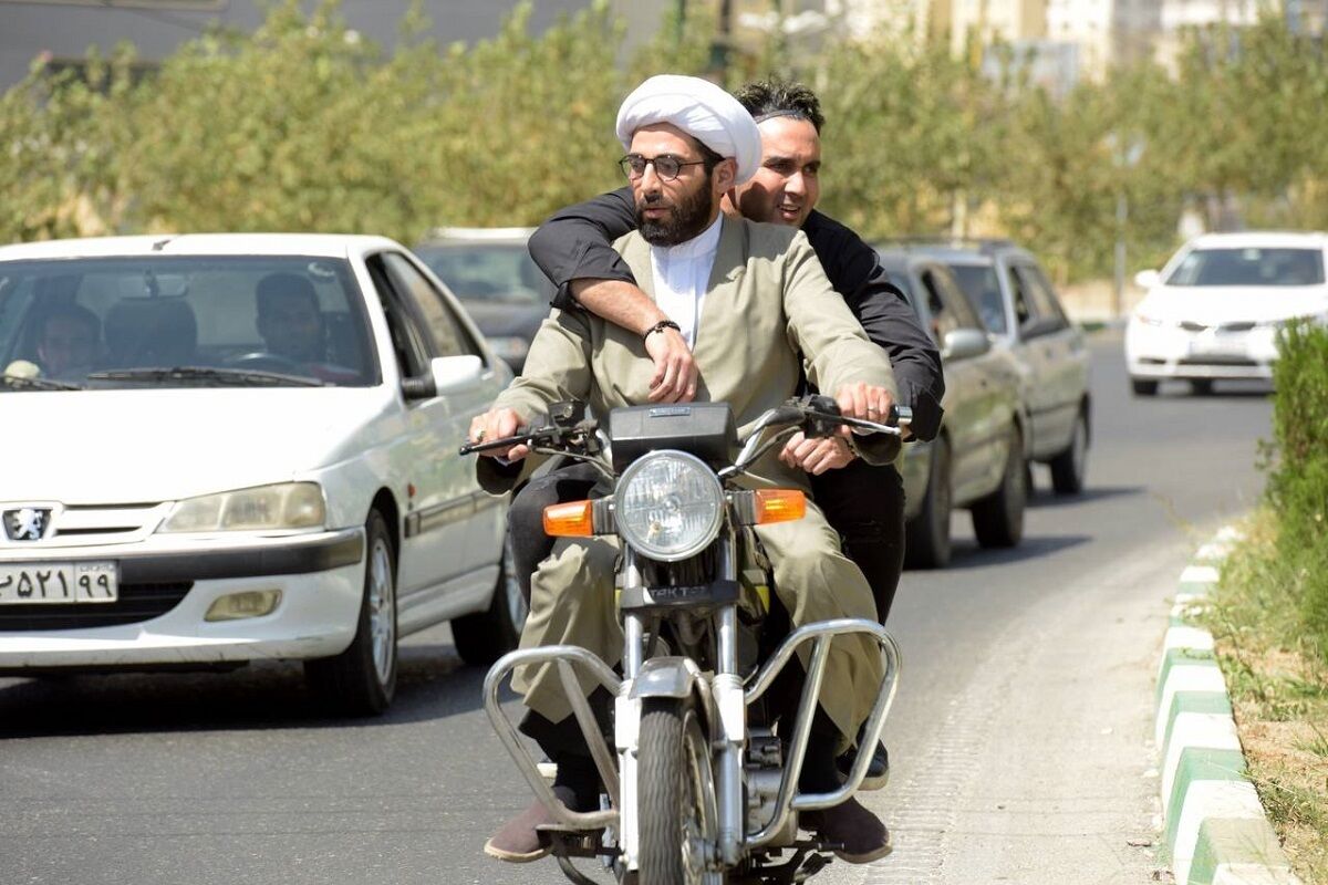 فیلم «سلام علیکم حاج آقا» روی پرده سینماهای مشهد