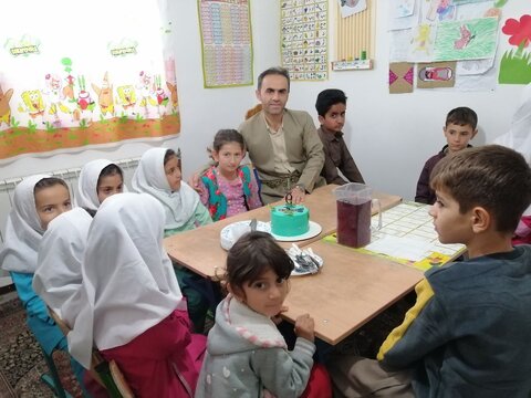 حتماً دوباره معلم می‌شوم