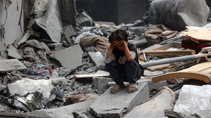 برجای ماندن ده‌ها شهید و زخمی در موج حملات شبانه علیه نوار غزه
