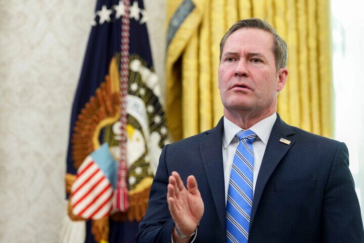 آیا مواضع ضدایرانی مشاور امنیت ملی ترامپ باعث حذف او شد؟