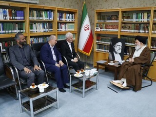 آیت‌الله علم‌الهدی تأکید کرد؛ تشکیل تیم لیگ برتری فوتبال در مشهد